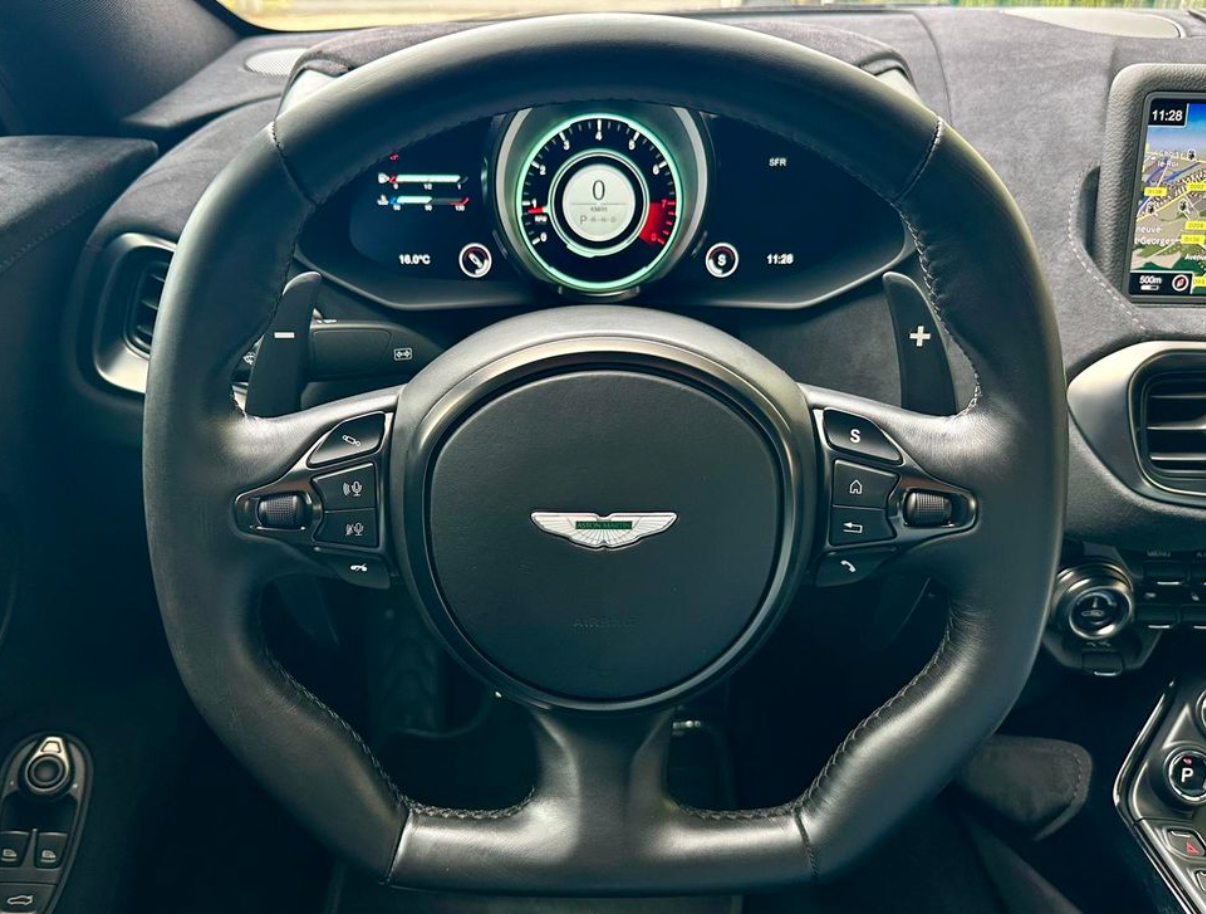 ASTON MARTIN VANTAGE II 4.0 COUPE V8 - Image 3