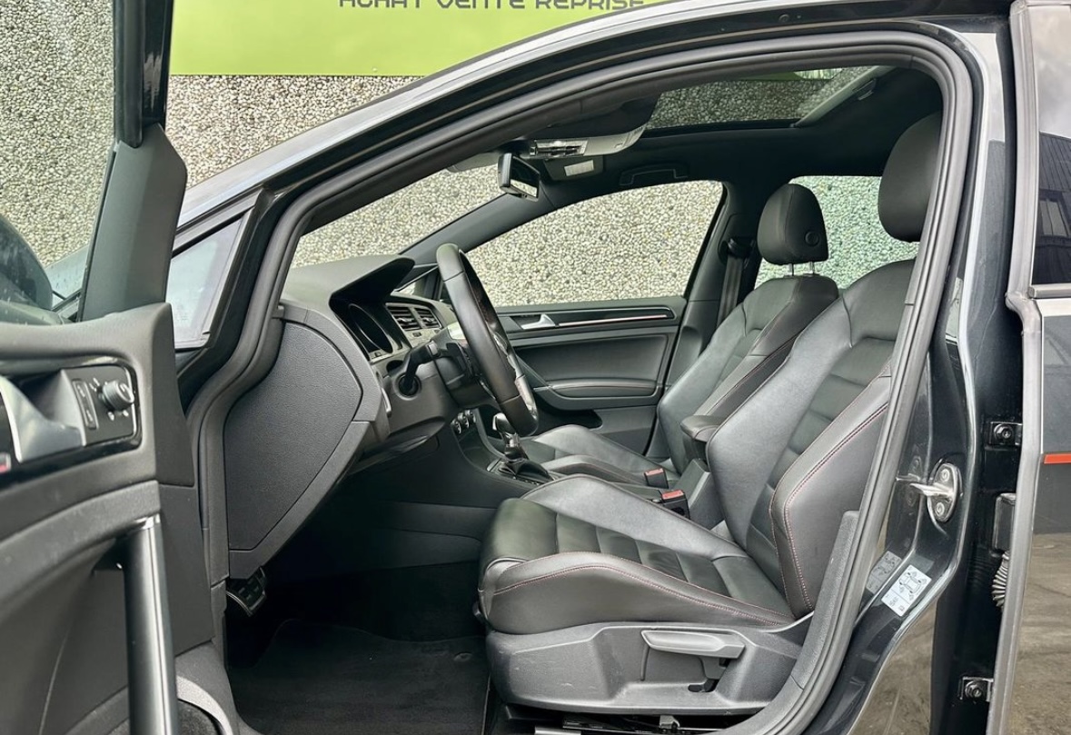 VOLKSWAGEN GOLF VII GTI PERFORMANCE - Image 4