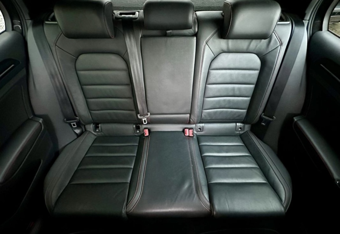 VOLKSWAGEN GOLF VII GTI PERFORMANCE - Image 7