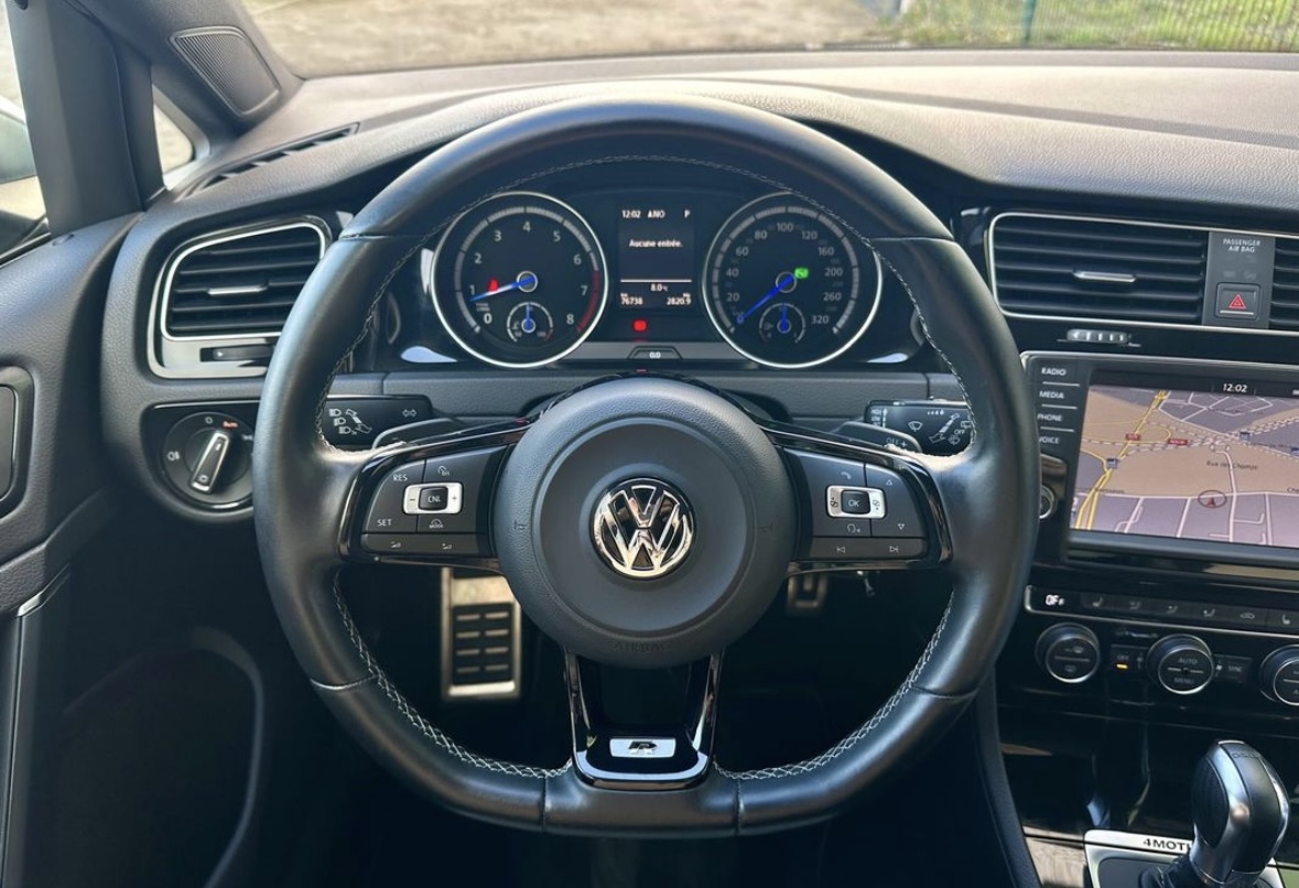 VOLKSWAGEN GOLF VII R 2.0 TSI 300 BLUEMOTION 4MOTION - Image 5