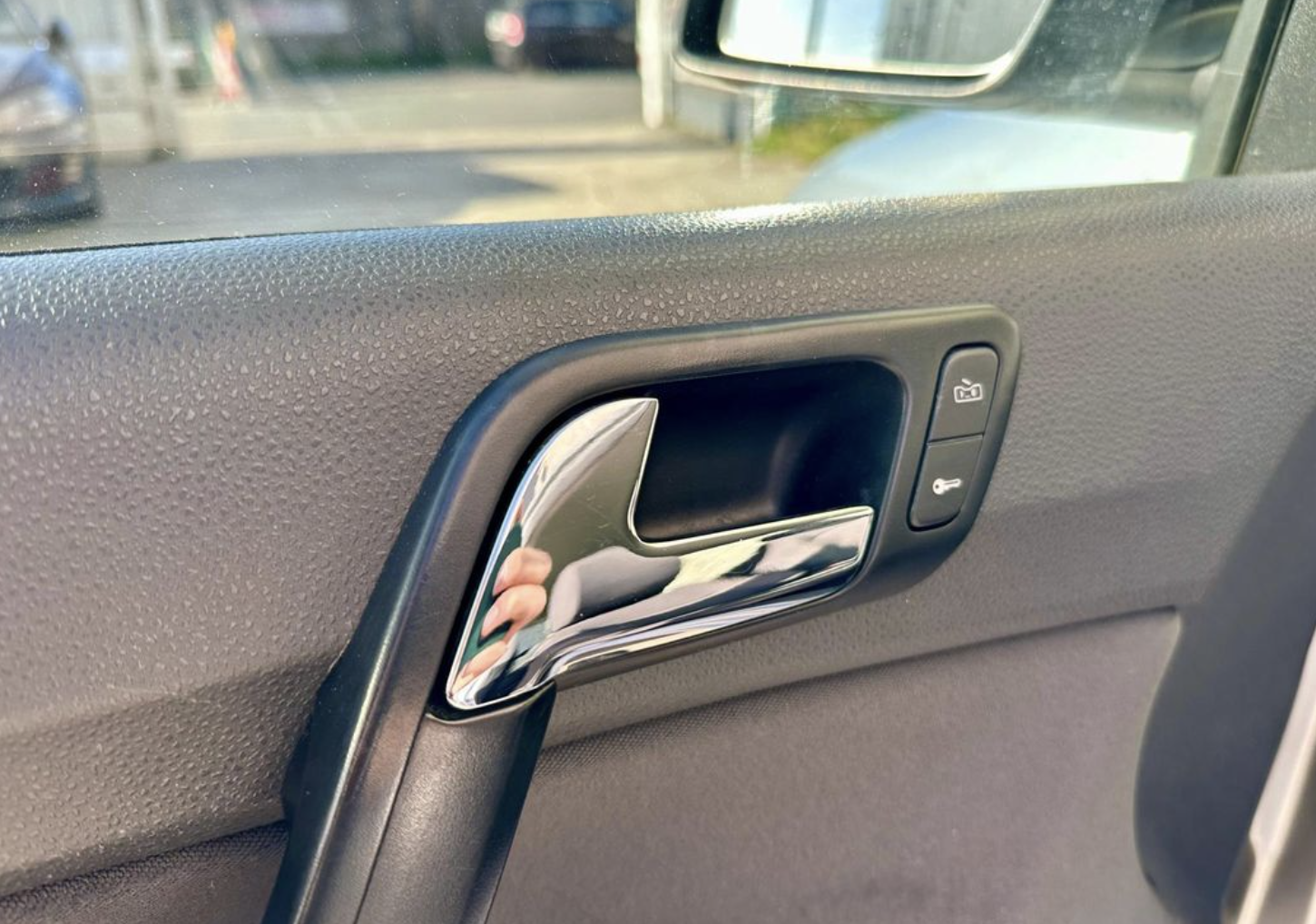 VOLKSWAGEN POLO IV (2) 1.4 16S 75 TREND PACK BVA 3P - Image 11