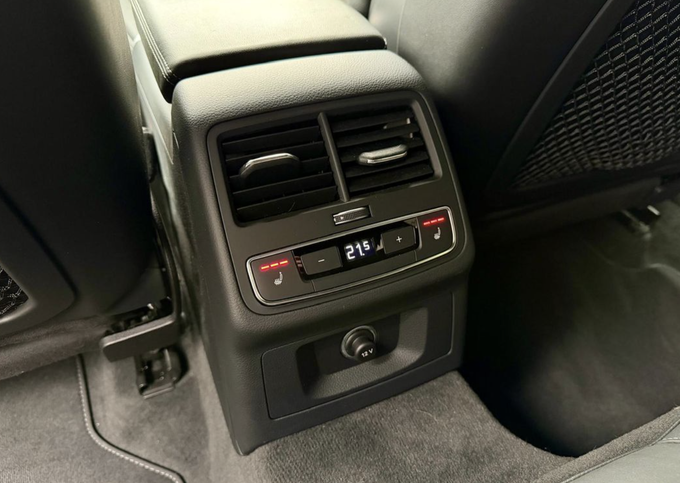 AUDI RS4V AVANT 2.9 V6 TFSI 450 QUATTRO TIPTRONIC - Image 13