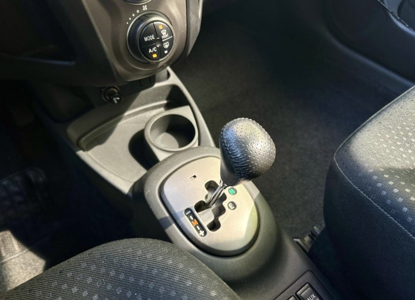 TOYOTA YARIS II (2) 100 VVT-I CONFORT PACK MULTIMODE 5P - Image 7