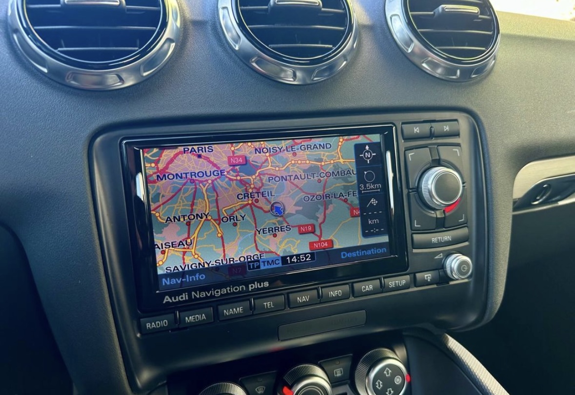 AUDI TT RS II (2) Coupe 2.5 TFSI 340 QUATTRO STRONIC - Image 7