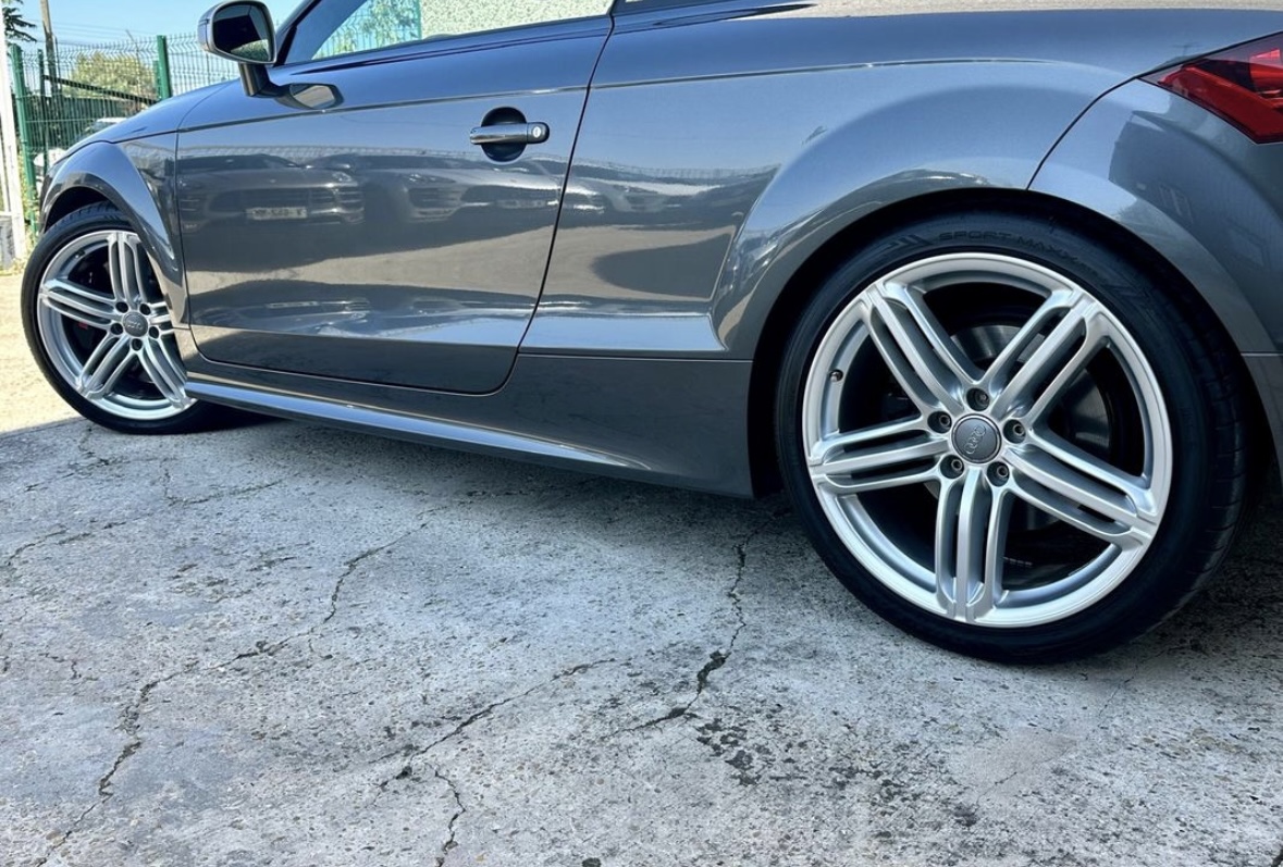 AUDI TT RS II (2) Coupe 2.5 TFSI 340 QUATTRO STRONIC - Image 8