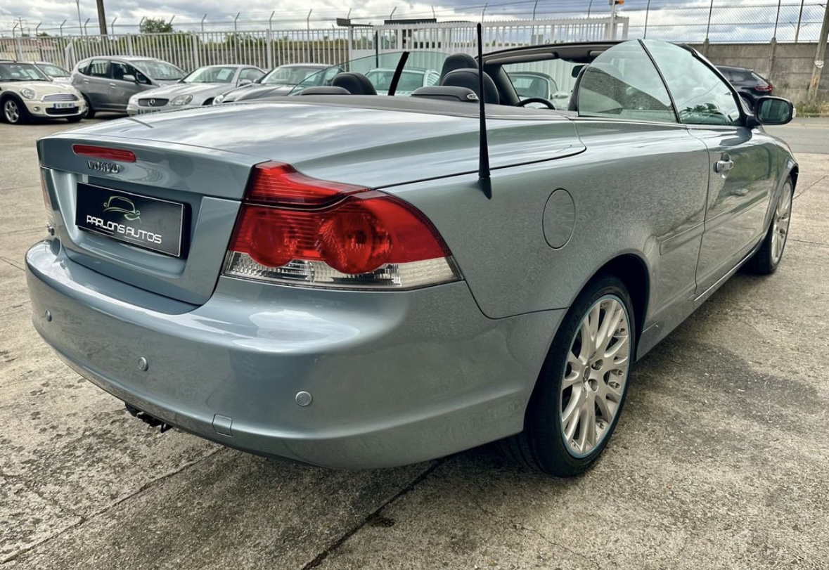 VOLVO C70 II Cabriolet 2.4 - Image 3