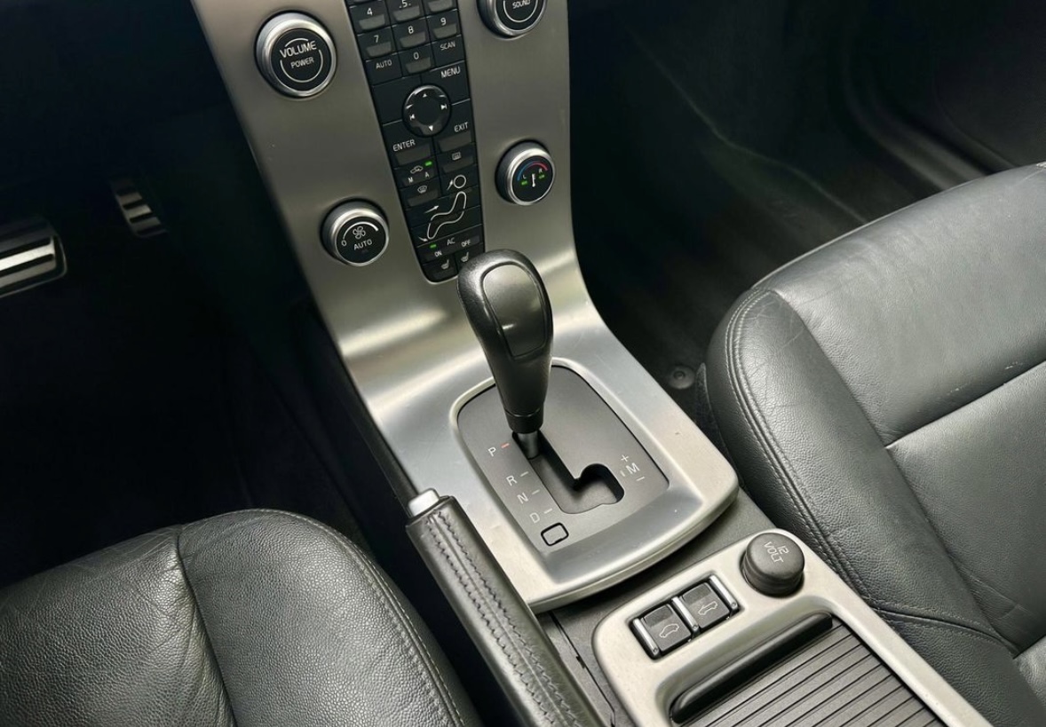 VOLVO C70 II Cabriolet 2.4 - Image 6