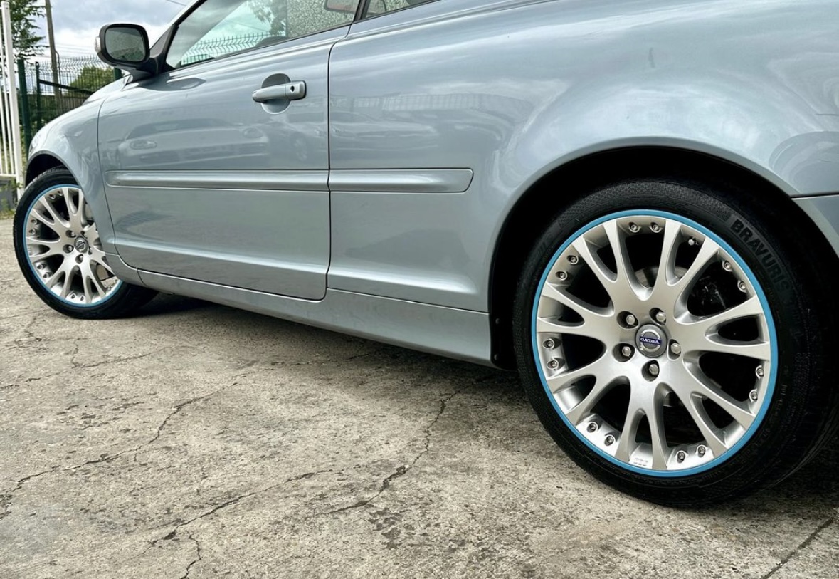 VOLVO C70 II Cabriolet 2.4 - Image 8