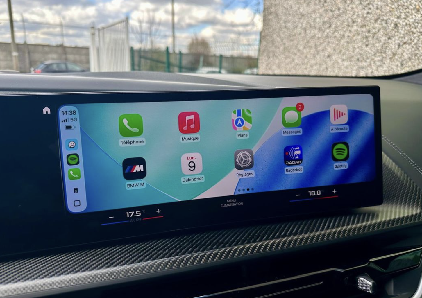 BMW XM (G09) V8 4.4 V8 653 TURBO ACTIVE HYBRID XDRIVE- - Image 8